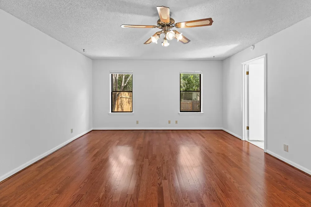 10706 Pickfair Drive Austin, TX 78750