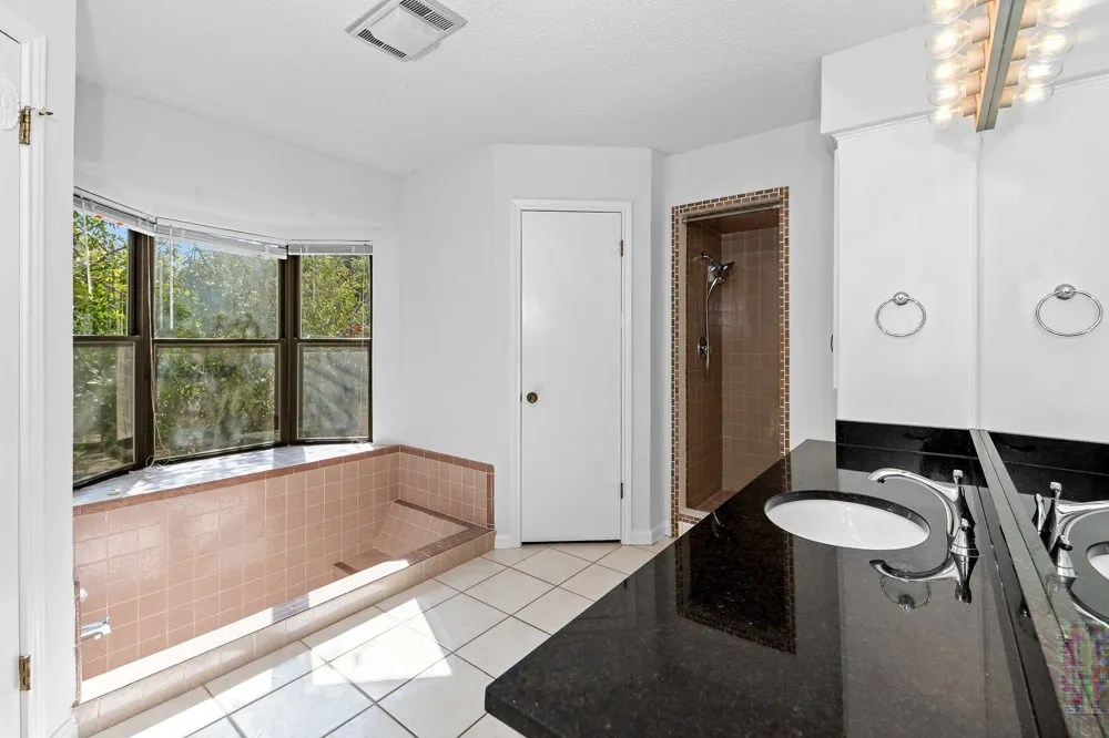10706 Pickfair Drive Austin, TX 78750