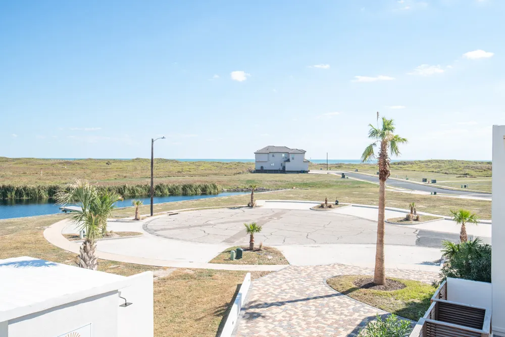 114 Porto Villageo Drive Port Aransas, TX 78373
