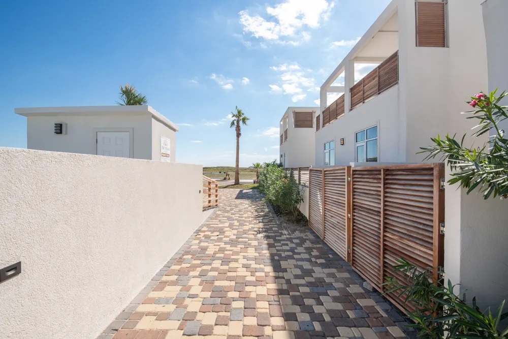 114 Porto Villageo Drive Port Aransas, TX 78373