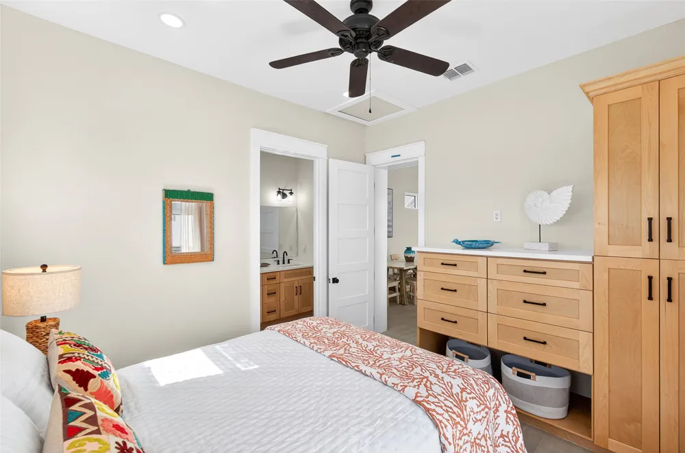 114 Porto Villageo Drive Port Aransas, TX 78373