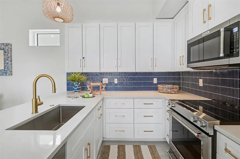 106 Porto Villageo Drive Port Aransas, TX 78373