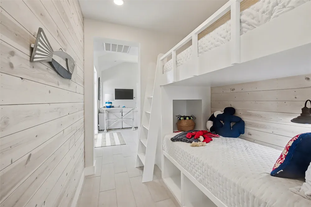 106 Porto Villageo Drive Port Aransas, TX 78373