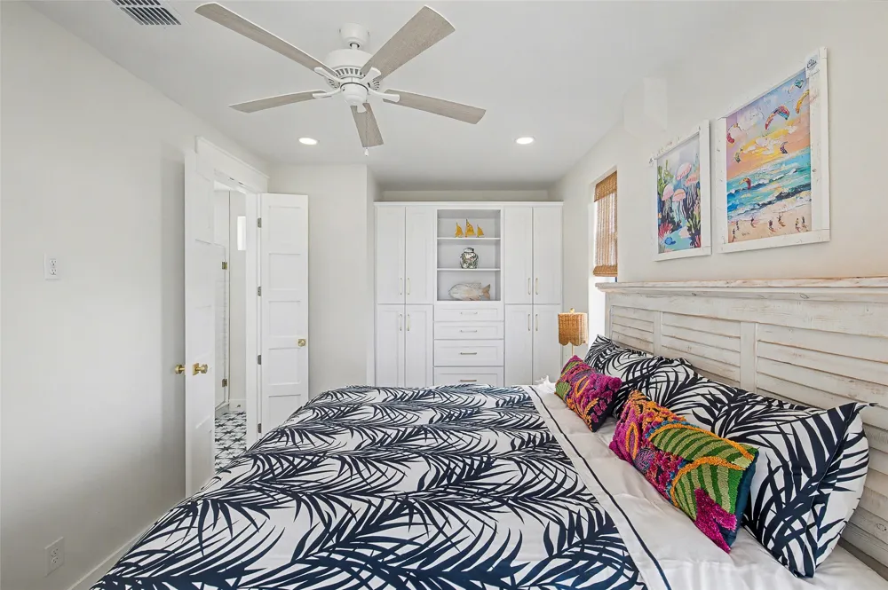 106 Porto Villageo Drive Port Aransas, TX 78373
