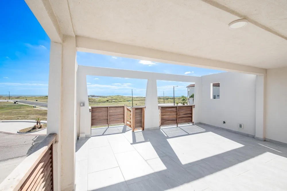 106 Porto Villageo Drive Port Aransas, TX 78373