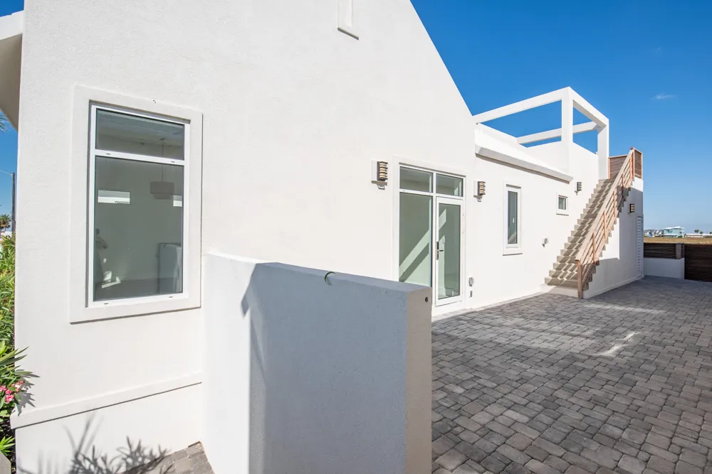 110 Porto Villageo Drive Port Aransas, TX 78373