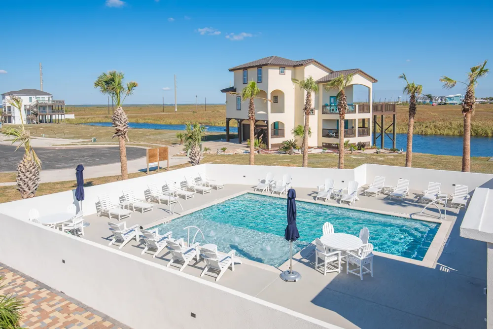 110 Porto Villageo Drive Port Aransas, TX 78373