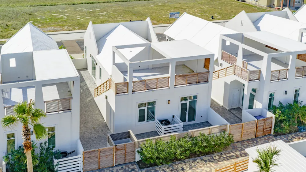 110 Porto Villageo Drive Port Aransas, TX 78373