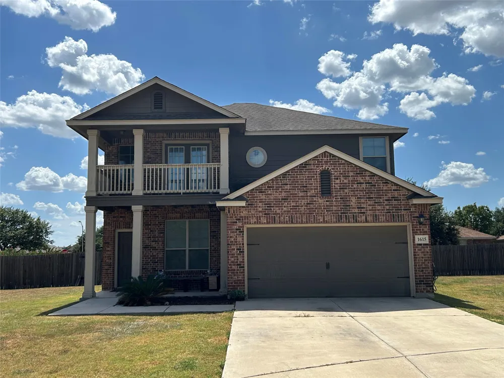1615 Bluebell Circle Lockhart, TX 78644