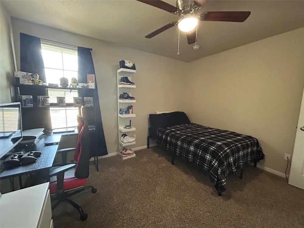 1615 Bluebell Circle Lockhart, TX 78644