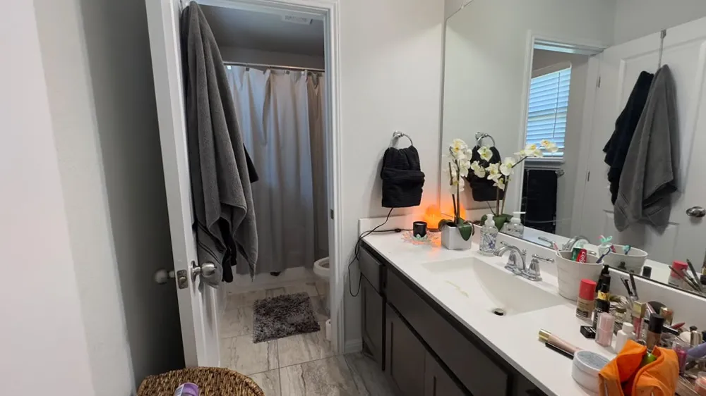 132 Greenock Cove Hutto, TX 78634