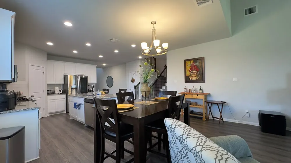 132 Greenock Cove Hutto, TX 78634