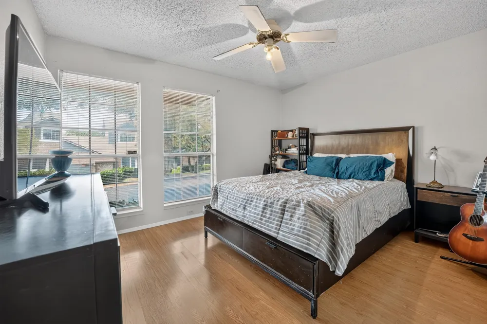 1015 E Yager Lane #196 Austin, TX 78753