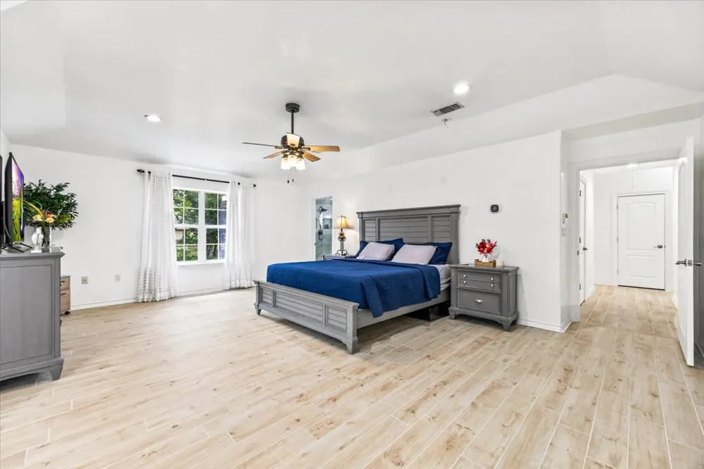 306 Kerry Lane Floresville, TX 78114
