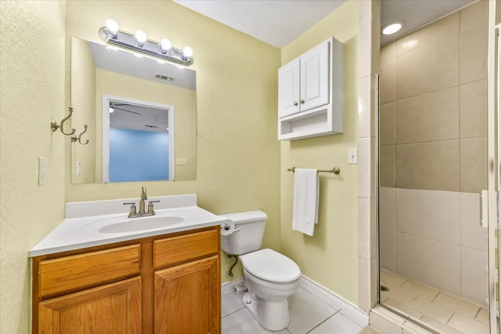 306 Kerry Lane Floresville, TX 78114
