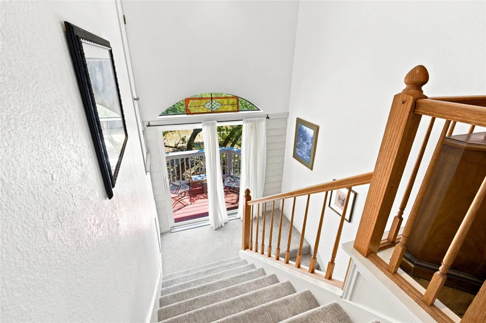 2406 Patriot Drive Lago Vista, TX 78645