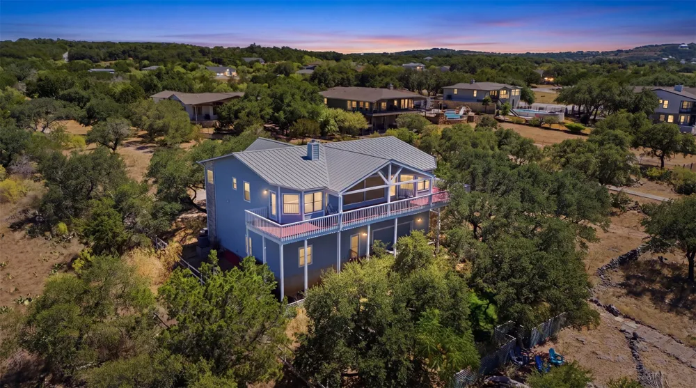 2406 Patriot Drive Lago Vista, TX 78645