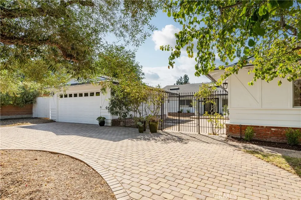 11 Branding Iron Rolling Hills Estates, CA 90274