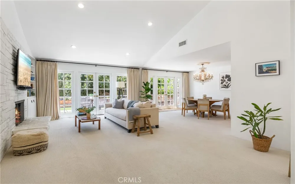 11 Branding Iron Rolling Hills Estates, CA 90274