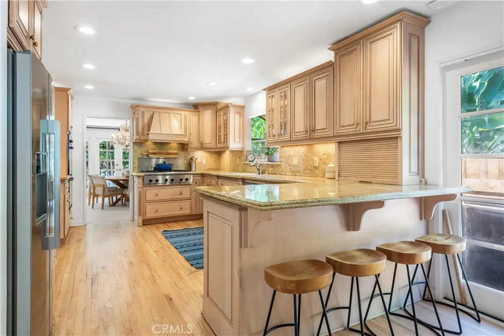11 Branding Iron Rolling Hills Estates, CA 90274