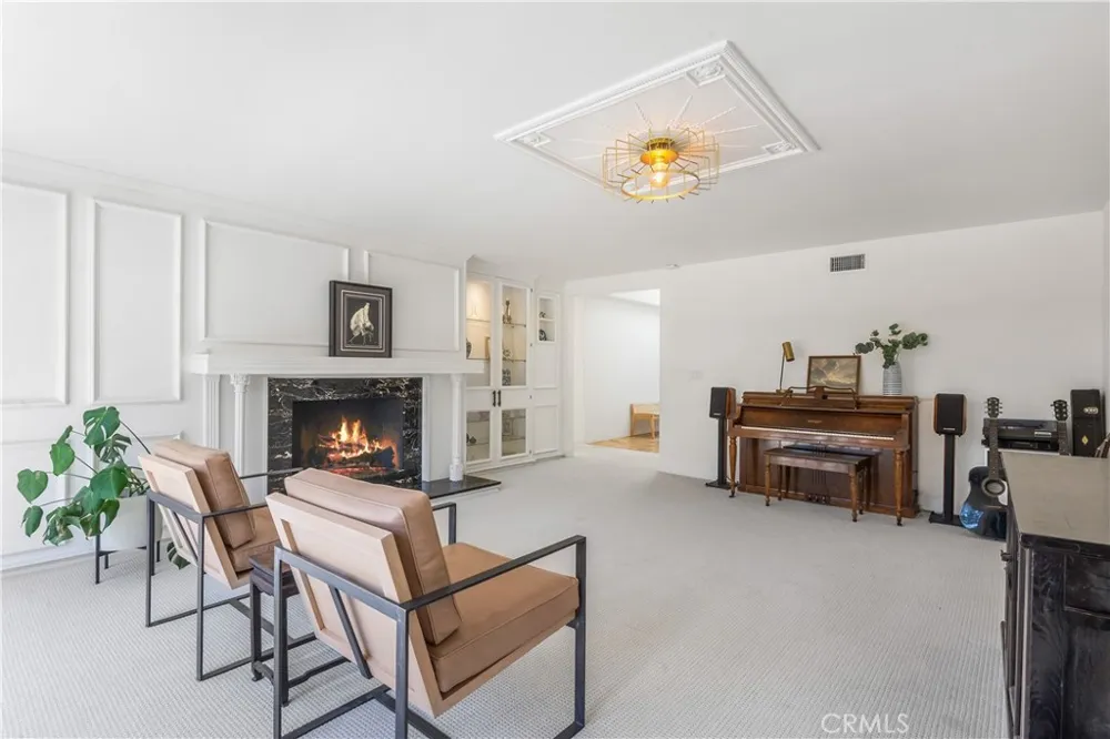 11 Branding Iron Rolling Hills Estates, CA 90274