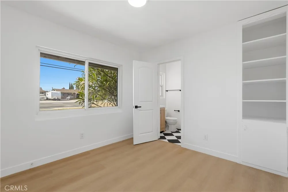 239 E Cypress Covina, CA 91723
