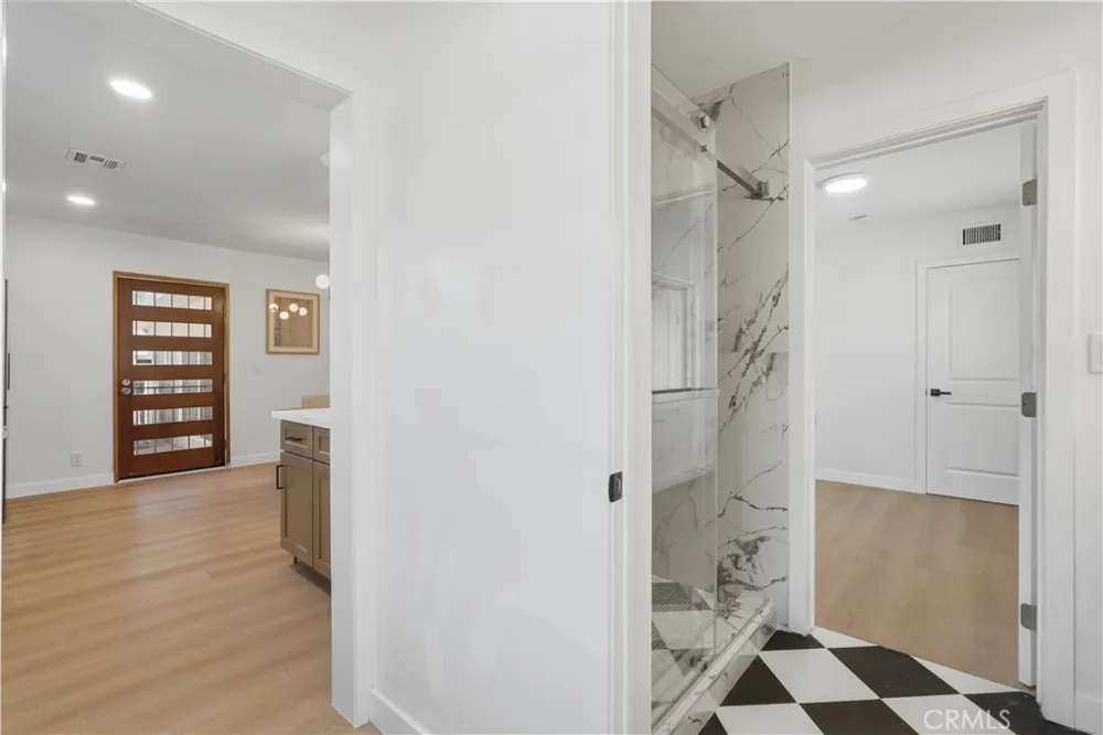 239 E Cypress Covina, CA 91723