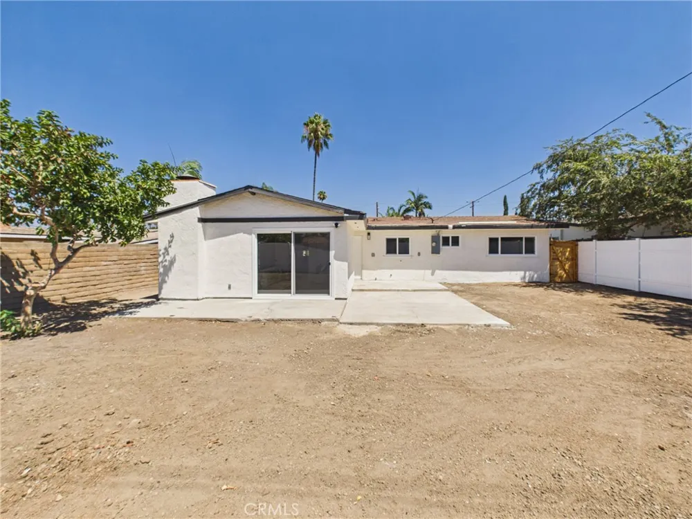17632 E Woodcroft Street Azusa, CA 91702