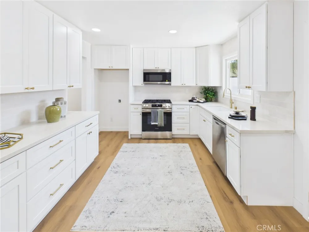 17632 E Woodcroft Street Azusa, CA 91702