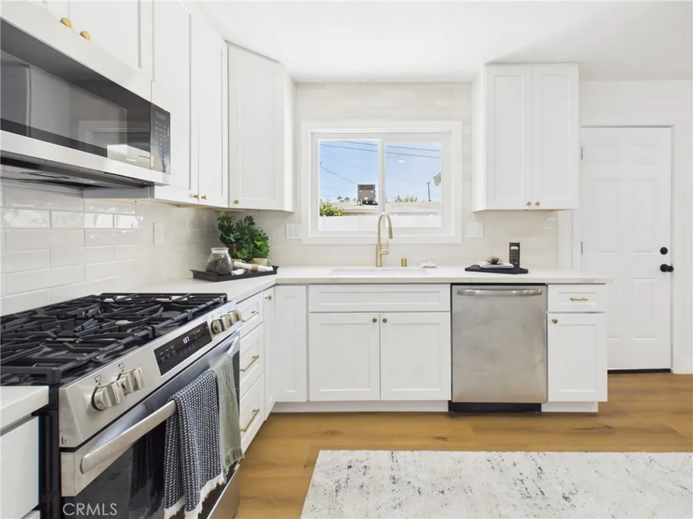 17632 E Woodcroft Street Azusa, CA 91702