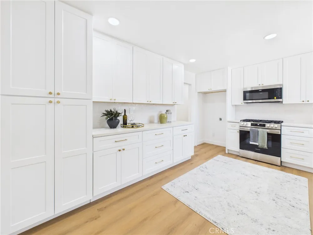 17632 E Woodcroft Street Azusa, CA 91702
