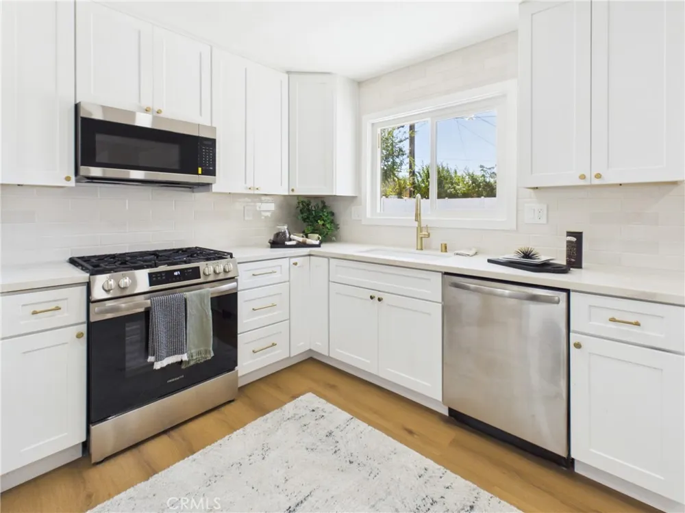 17632 E Woodcroft Street Azusa, CA 91702