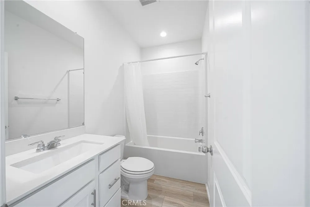 16177 Pasture Chino, CA 91708