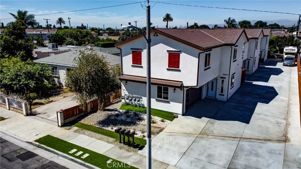 3409 Elizabeth Avenue Lynwood, CA 90262