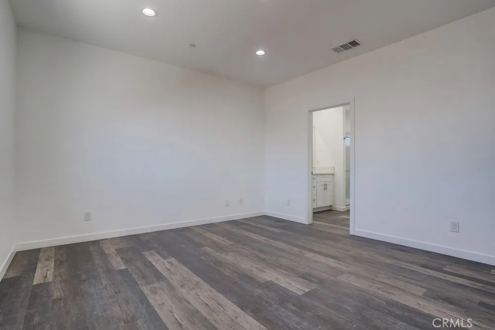 3409 Elizabeth Avenue Lynwood, CA 90262