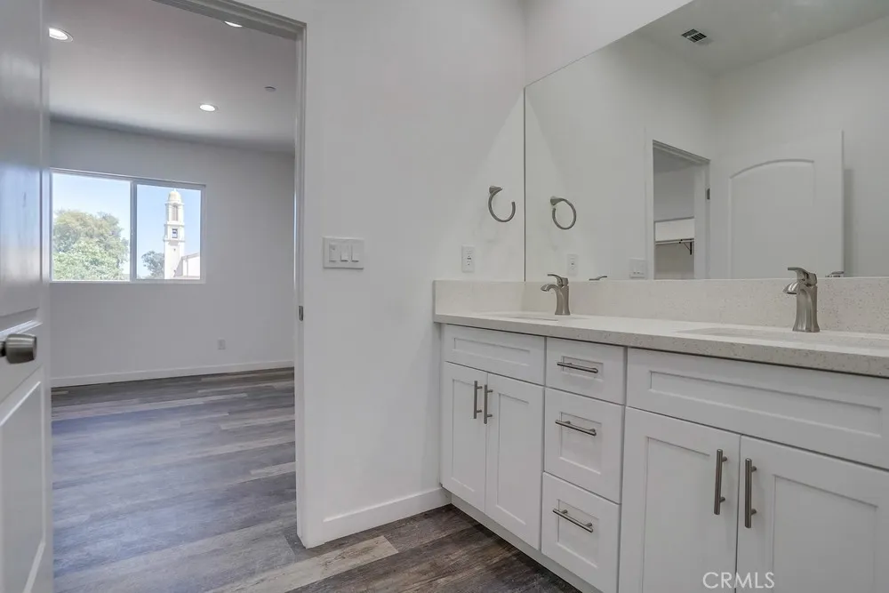 3409 Elizabeth Avenue Lynwood, CA 90262