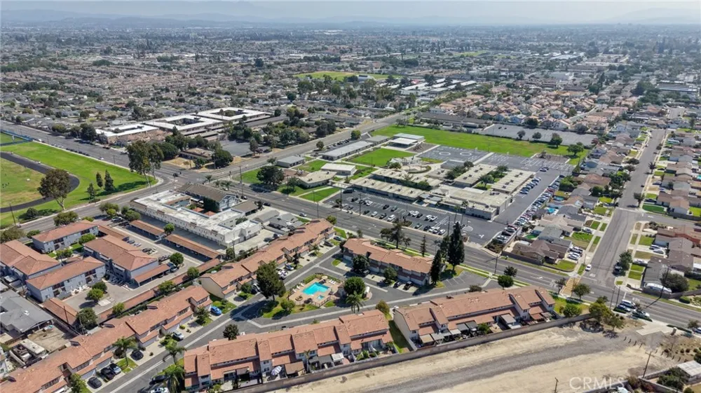 6461 Casa Verde Cypress, CA 90630