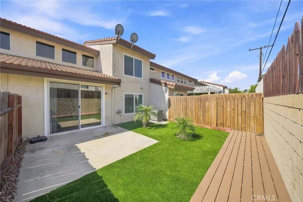 6461 Casa Verde Cypress, CA 90630
