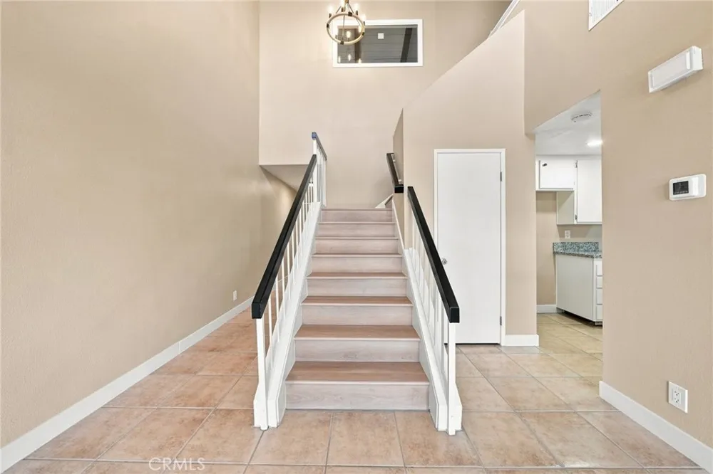 6461 Casa Verde Cypress, CA 90630