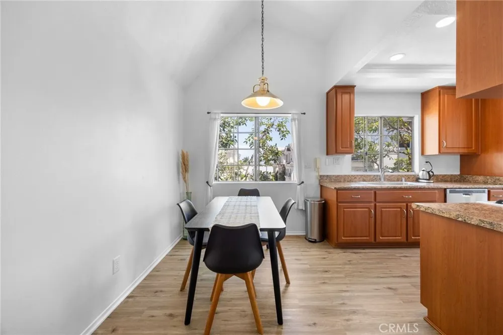 7841 Essex Drive #202 Huntington Beach, CA 92648