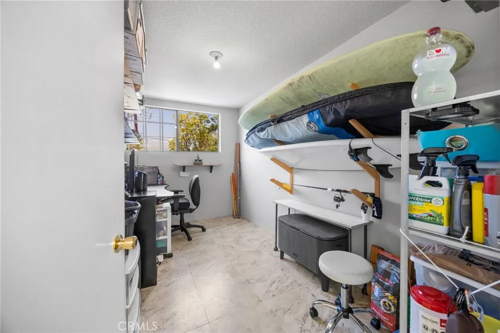 7841 Essex Drive #202 Huntington Beach, CA 92648