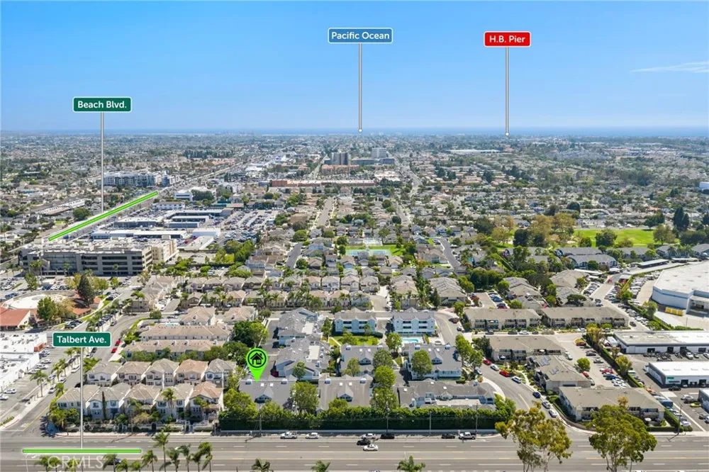 7841 Essex Drive #202 Huntington Beach, CA 92648