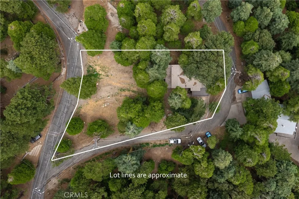 21855 Lakeland View Cedarpines Park, CA 92322