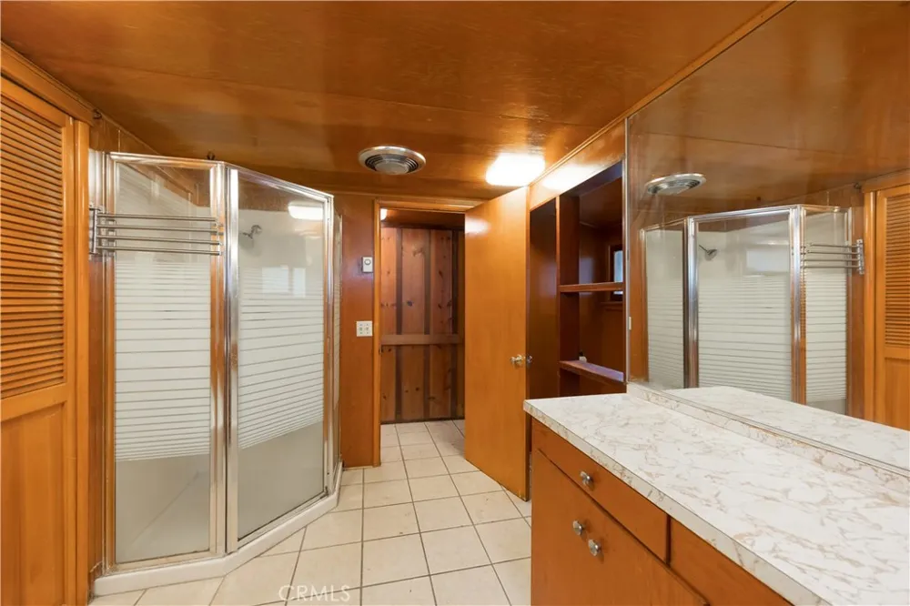 21855 Lakeland View Cedarpines Park, CA 92322