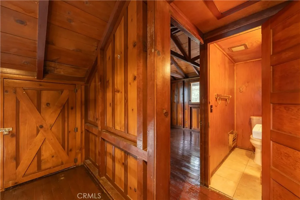21855 Lakeland View Cedarpines Park, CA 92322