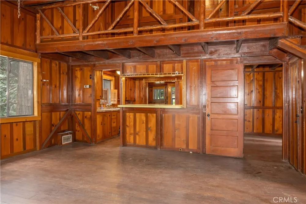 21855 Lakeland View Cedarpines Park, CA 92322