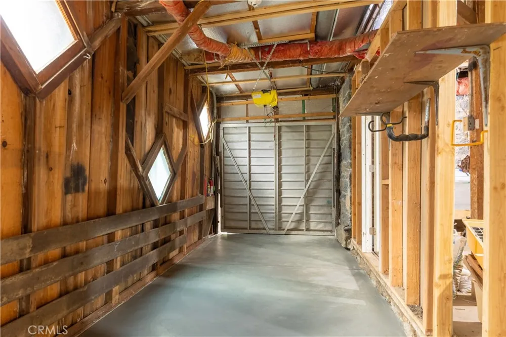 21855 Lakeland View Cedarpines Park, CA 92322