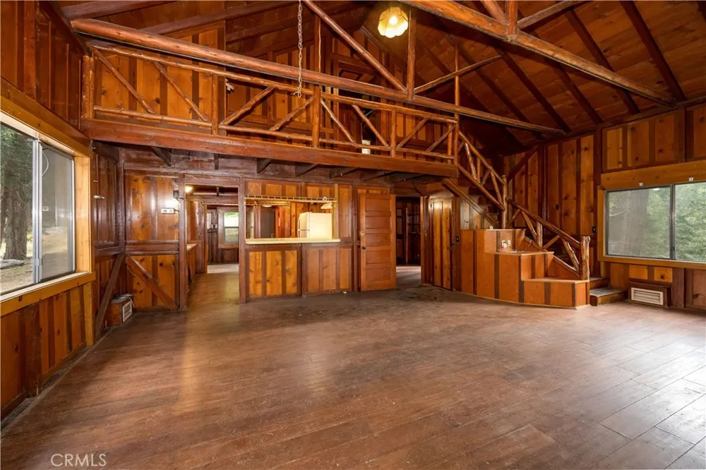 21855 Lakeland View Cedarpines Park, CA 92322
