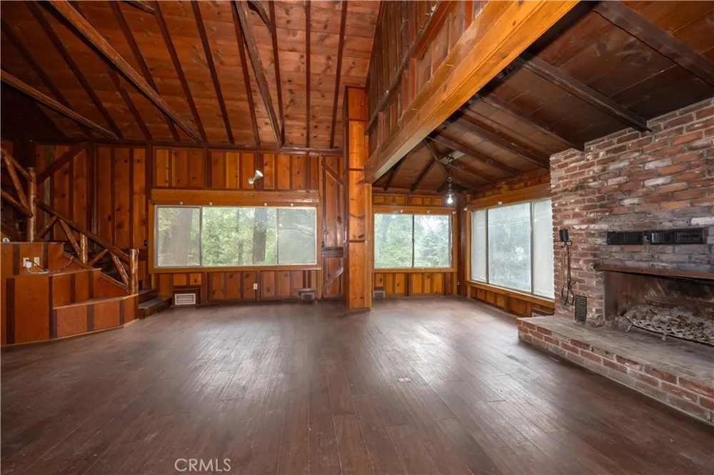 21855 Lakeland View Cedarpines Park, CA 92322