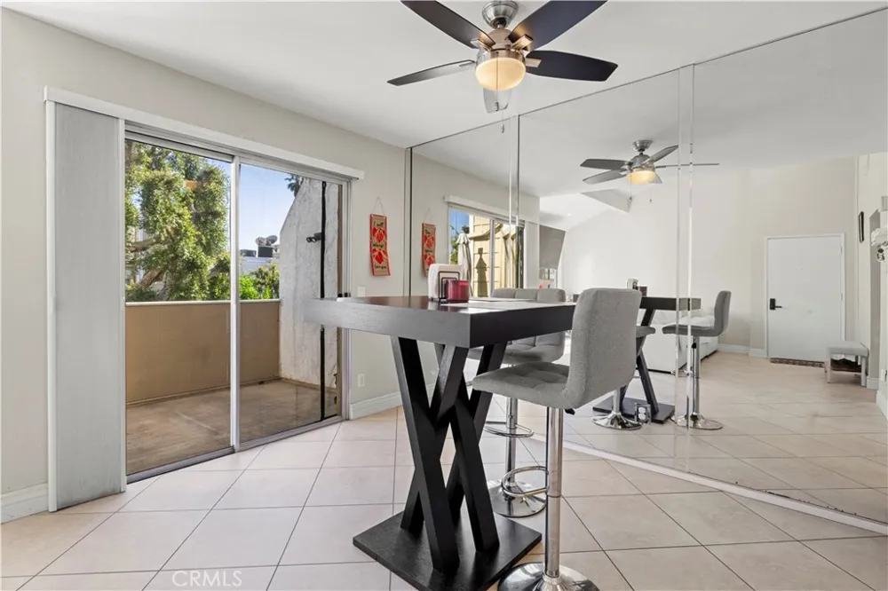 18408 Hatteras Street Tarzana, CA 91356